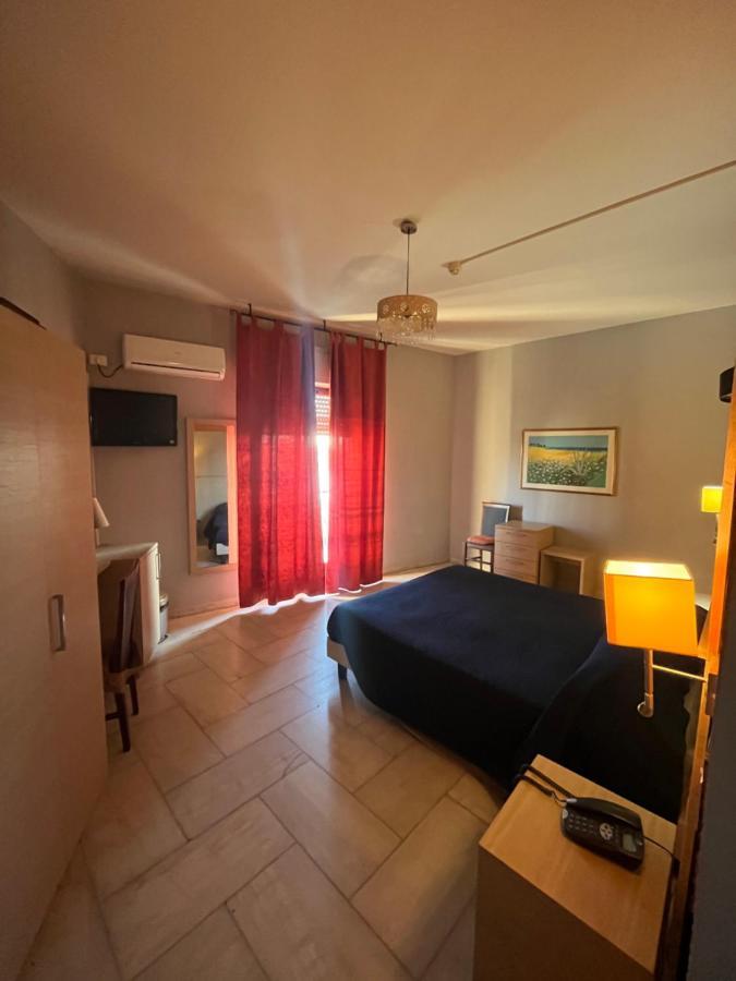 Hotel L'Approdo Brindisi Buitenkant foto