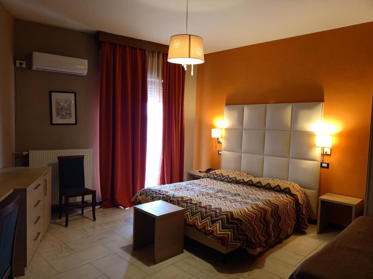 Hotel L'Approdo Brindisi Buitenkant foto