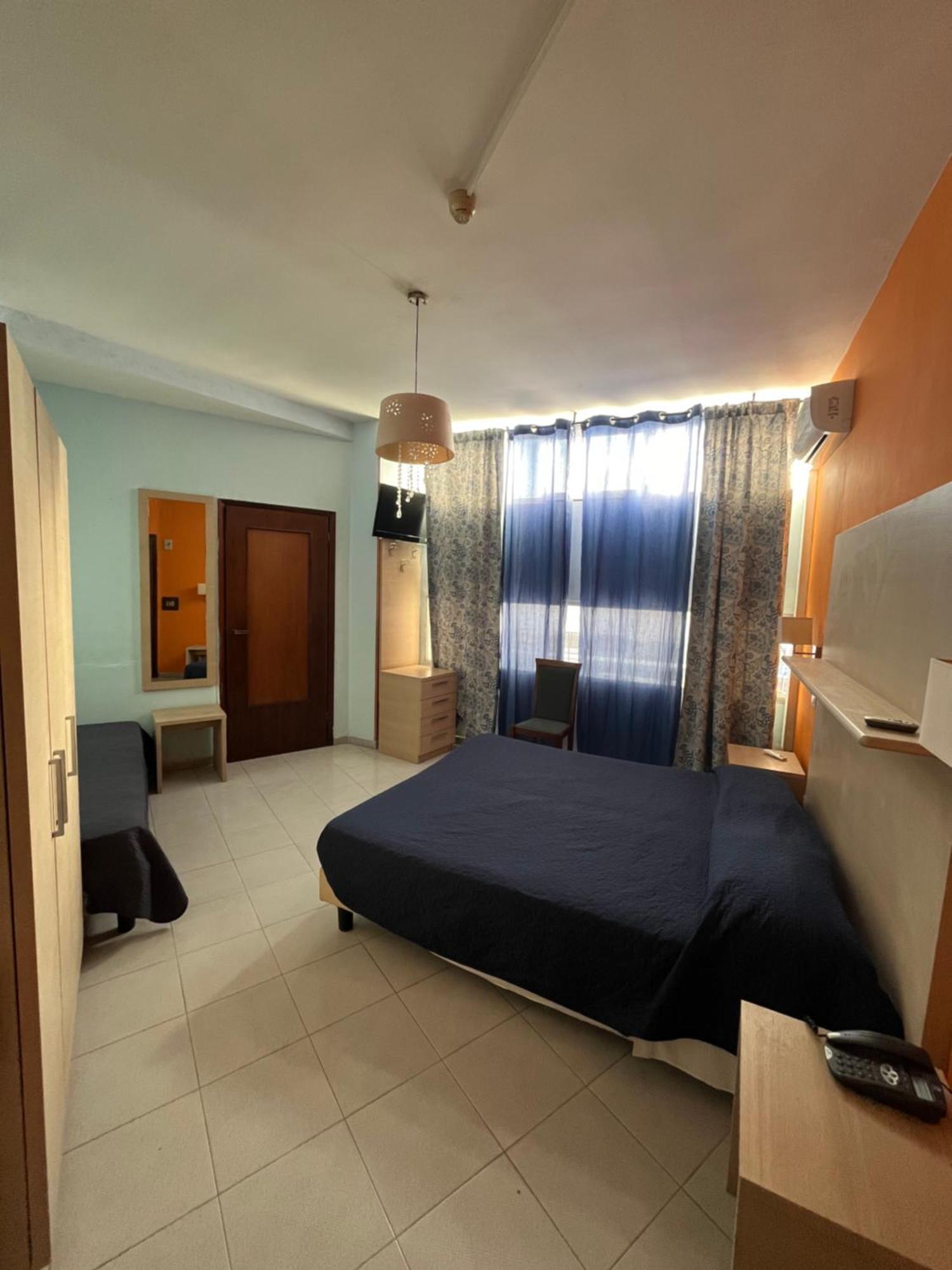 Hotel L'Approdo Brindisi Buitenkant foto