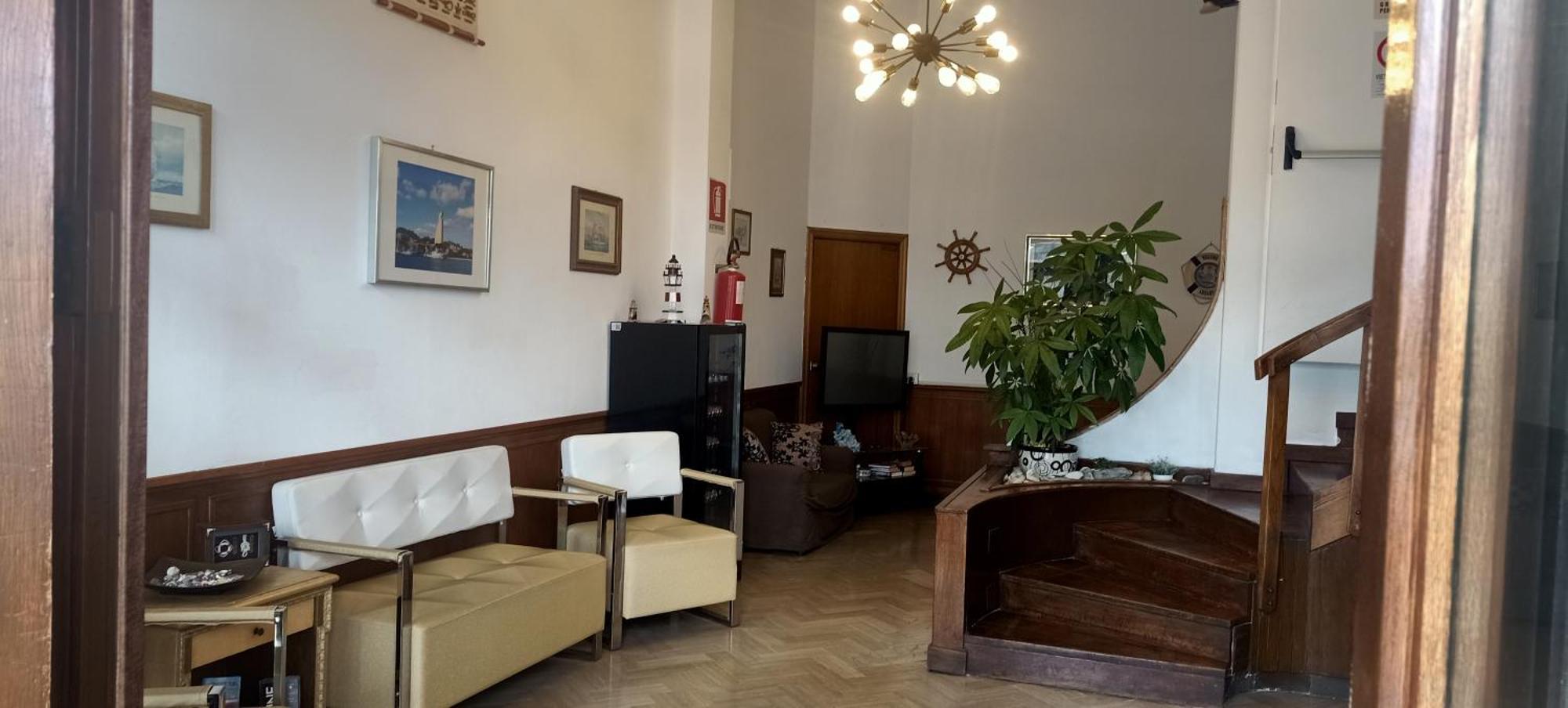 Hotel L'Approdo Brindisi Buitenkant foto